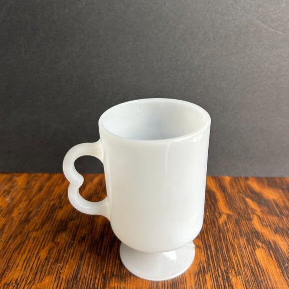 Vintage Shell Service Station "Toronto"  Milk Glass Mug - Picture 5 of 8